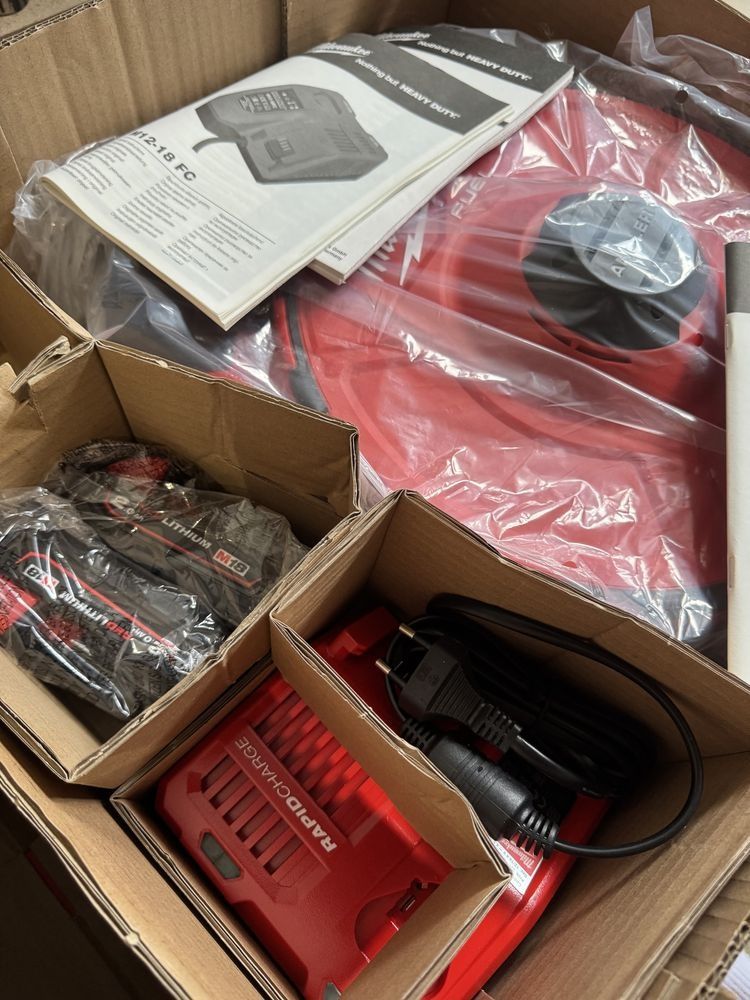 Milwaukee M18 FPFT-202 30m NC - zwijarka do kabli