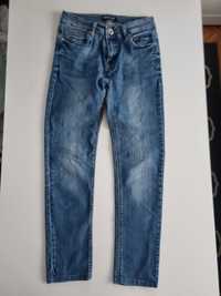 spodnie rurki jeansy r. 36/38(S/M) wycierane