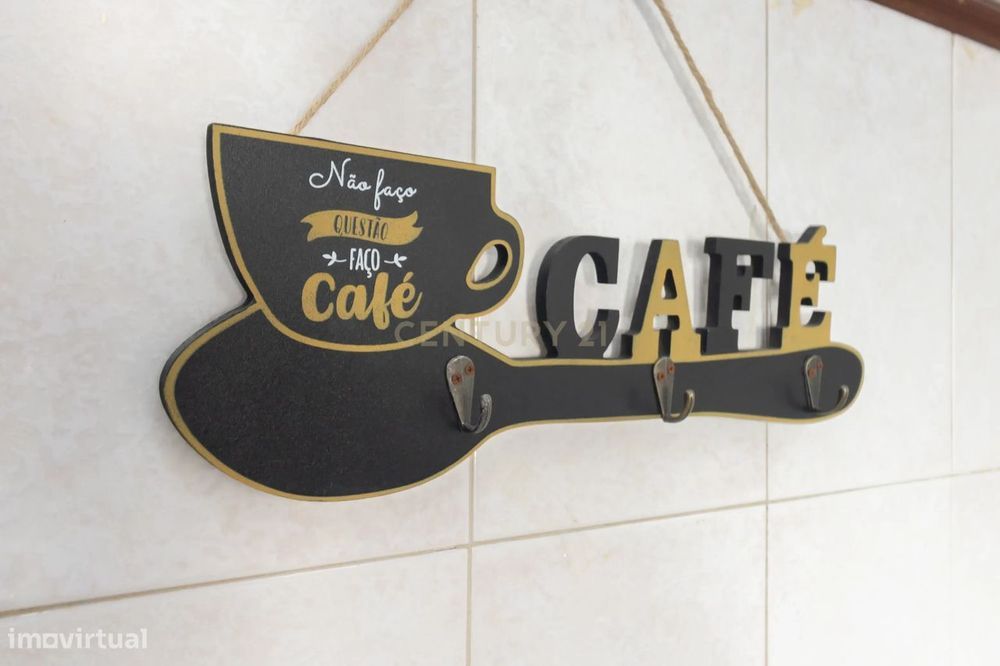 Oportunidade Única! Café Pronto a Funcionar em Setúbal