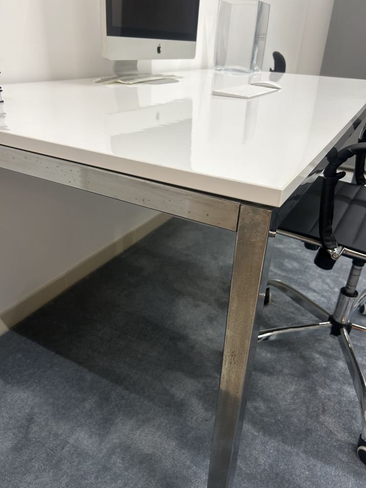 Mesa lacada tampo Branco