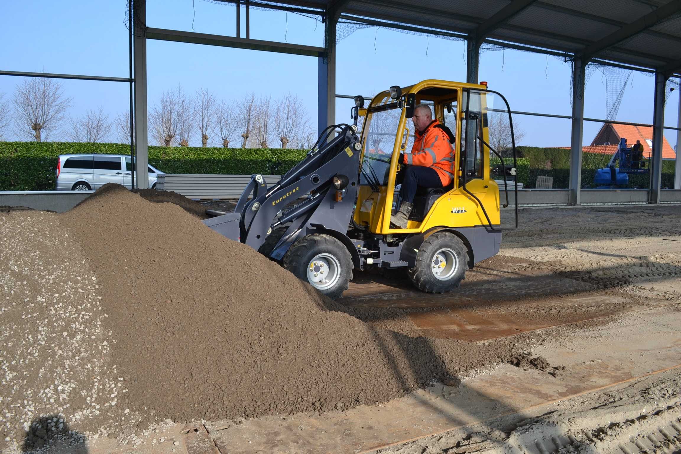 Ładowarka przegubowa Eurotrac W11K (z kabiną) - Opole