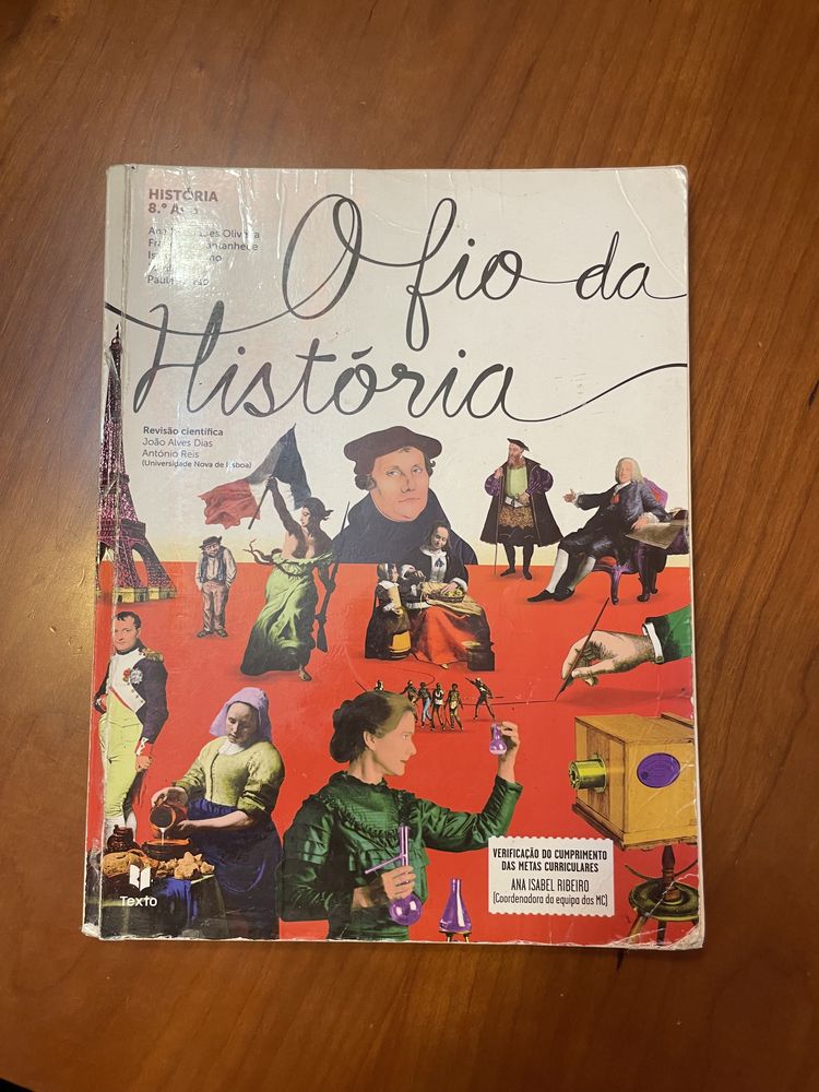 Livros escolares  anos variados