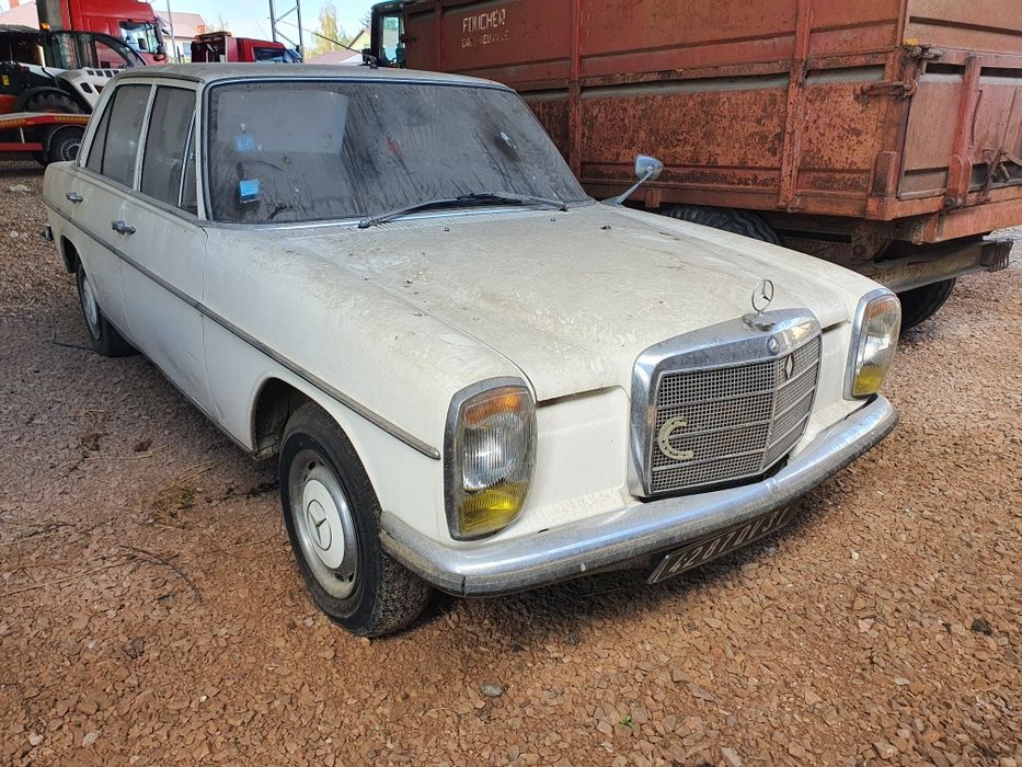 Mercedes Benz 220