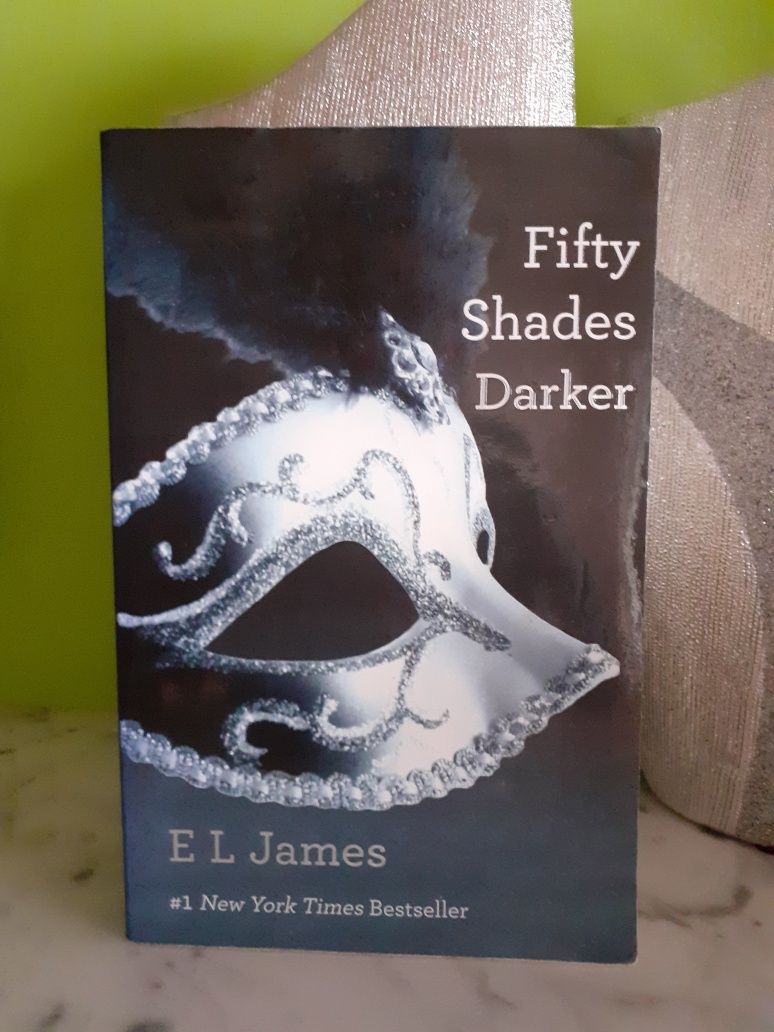 Fifty Shades Darker, E L James, Ciemniejsza Strona Greya po angielsku