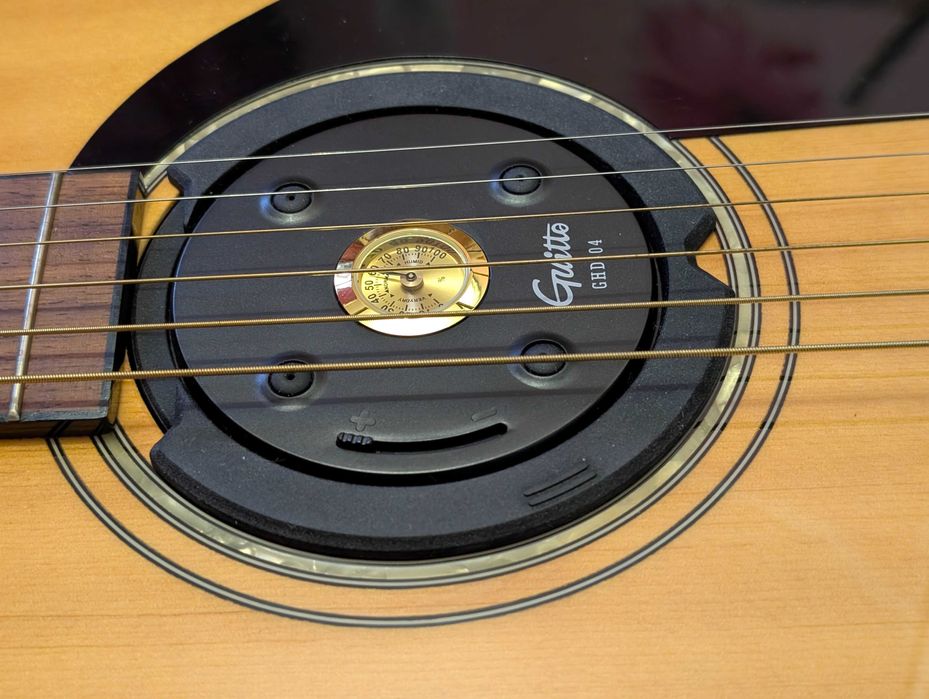 Увлажнитель для акустической гитары Guitto GHD-04