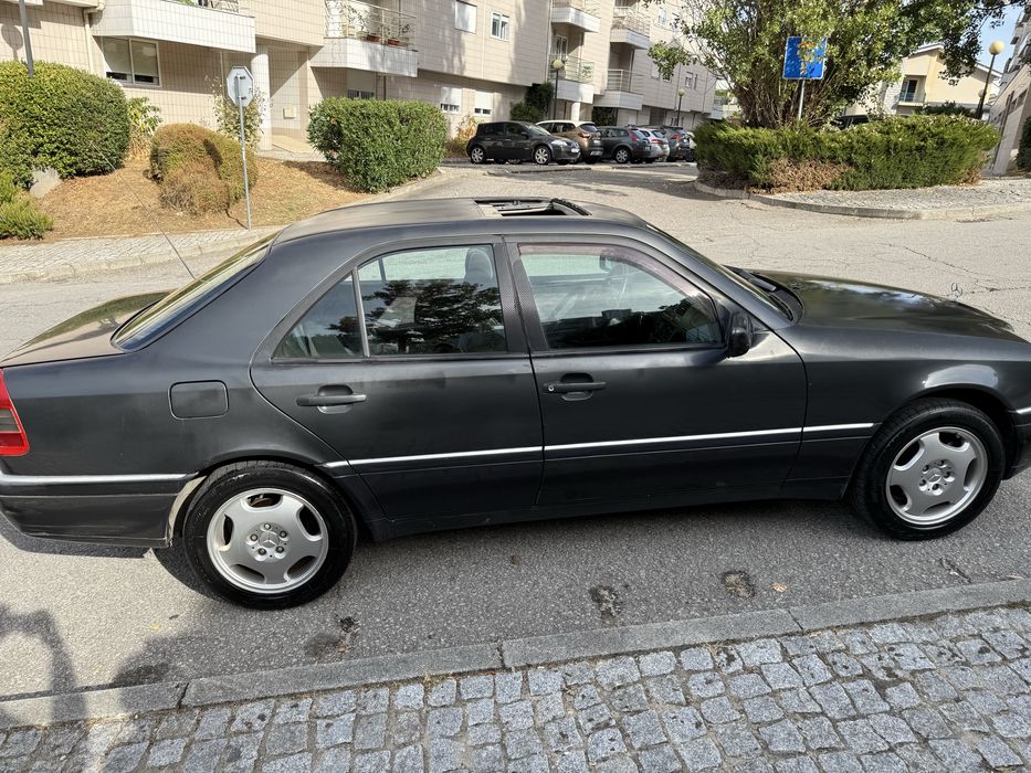 Merdedes benz  c220