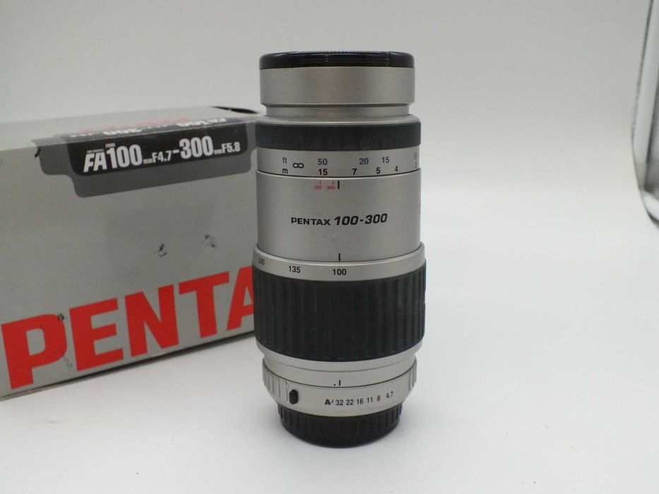 Teleobiektyw Pentax 100-300mm f 4,7-5,8.