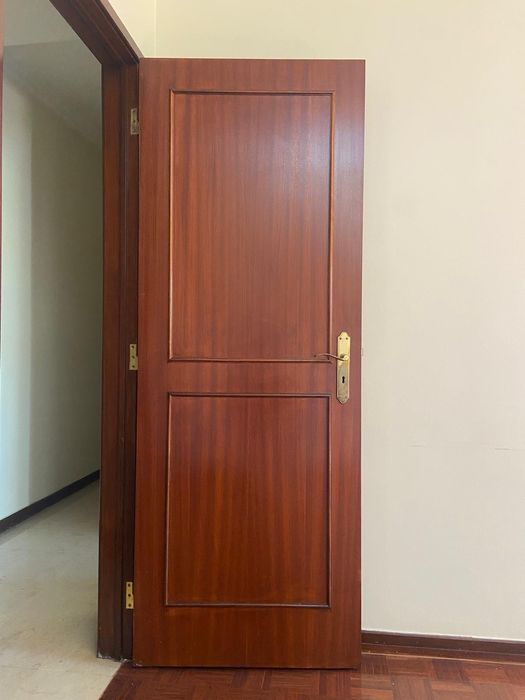 Portas de madeira - 7 unidades (35€ todas)