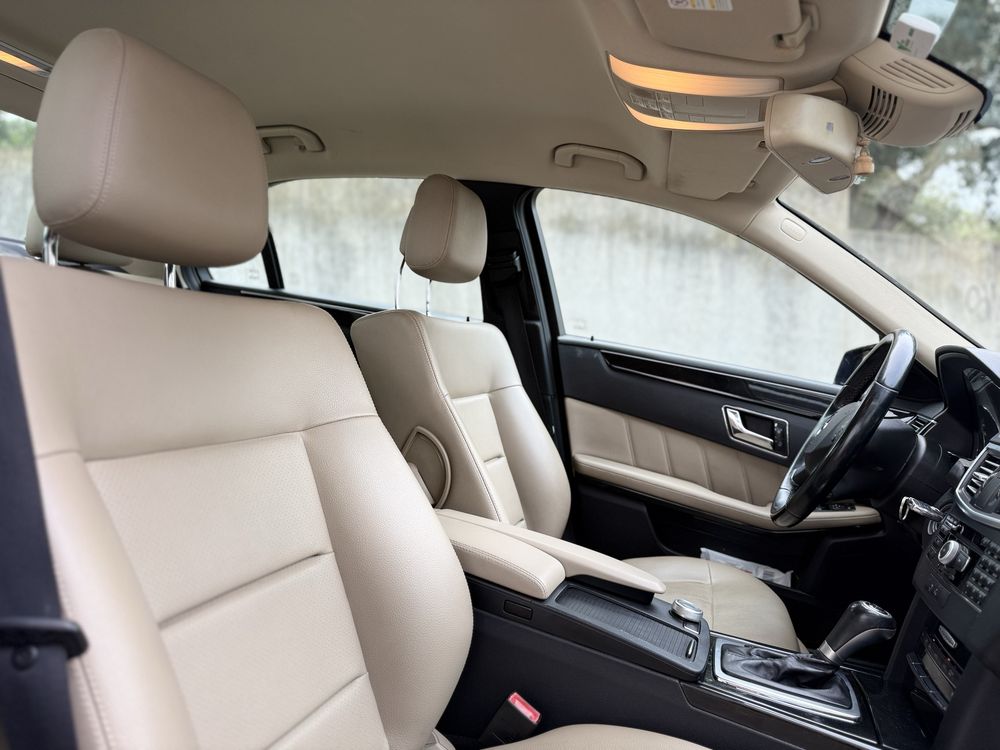 Mercedes-Benz E 220 CDi Avantgarde BlueEfficiency Auto.