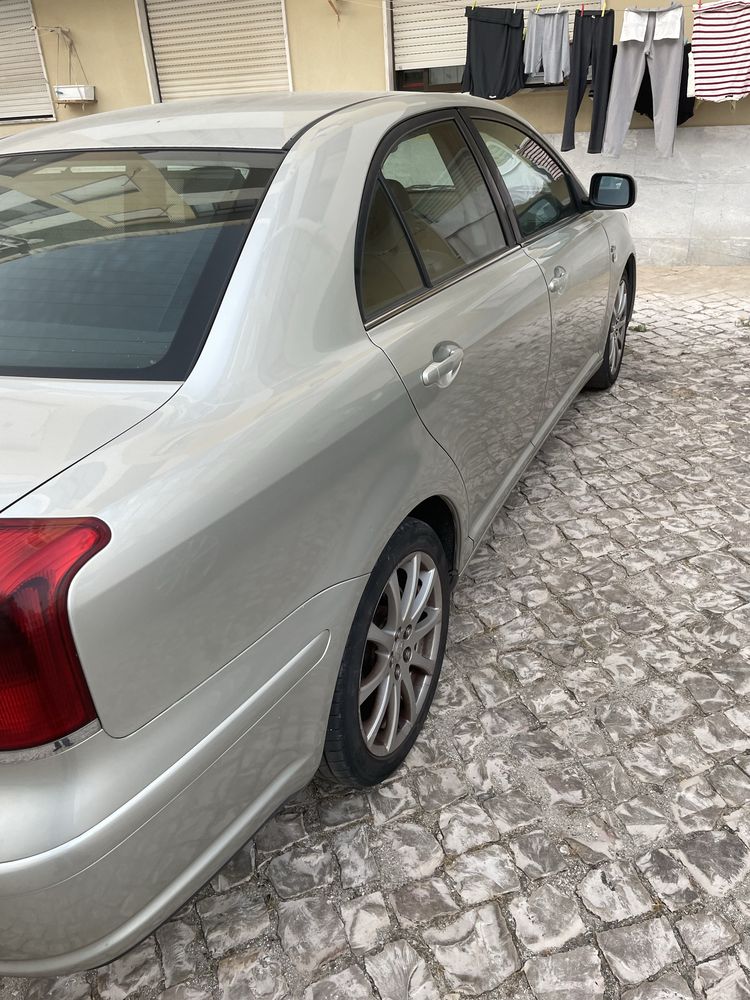 Toyota avensis 2.0 D4D