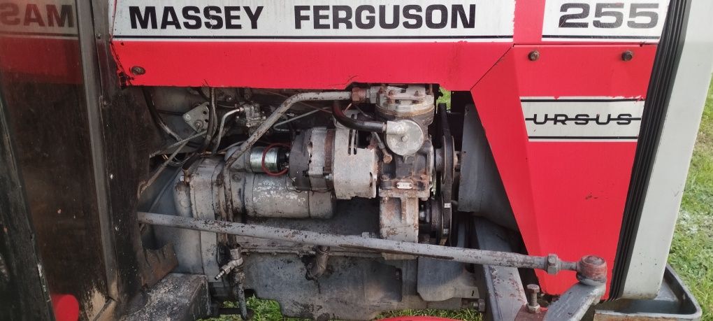 Massey Ferguson 255