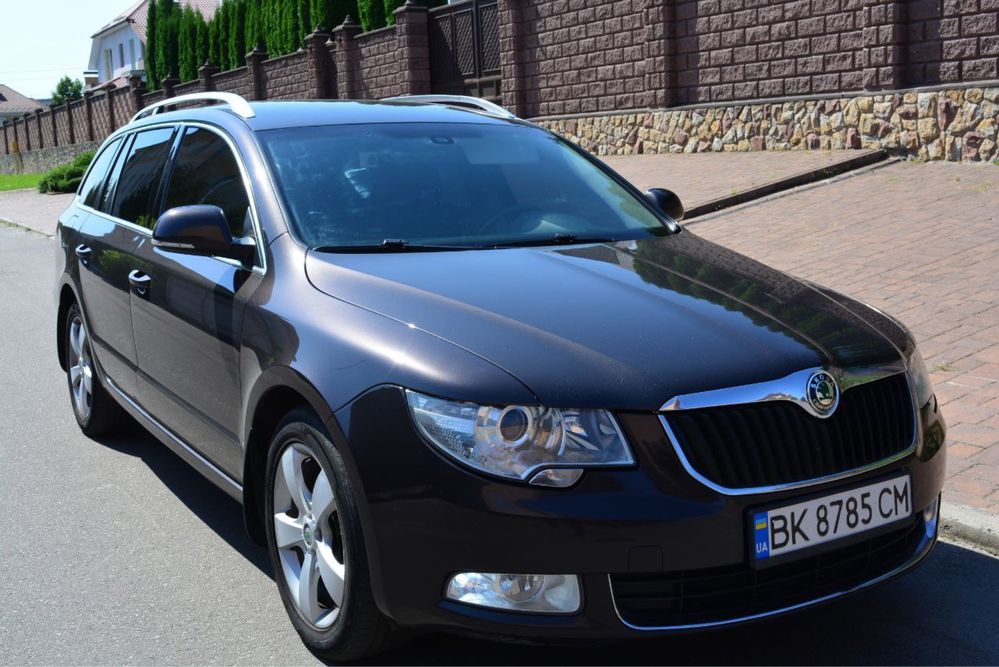 Skoda Superb 2 2010р. || покоління, в кузові універсал.
