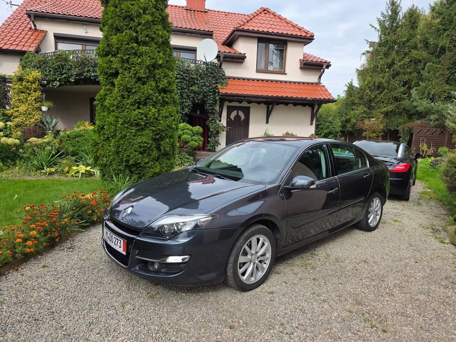 Renault Laguna 2,0benzyna skóra navi super stan bezwypadek opłacona