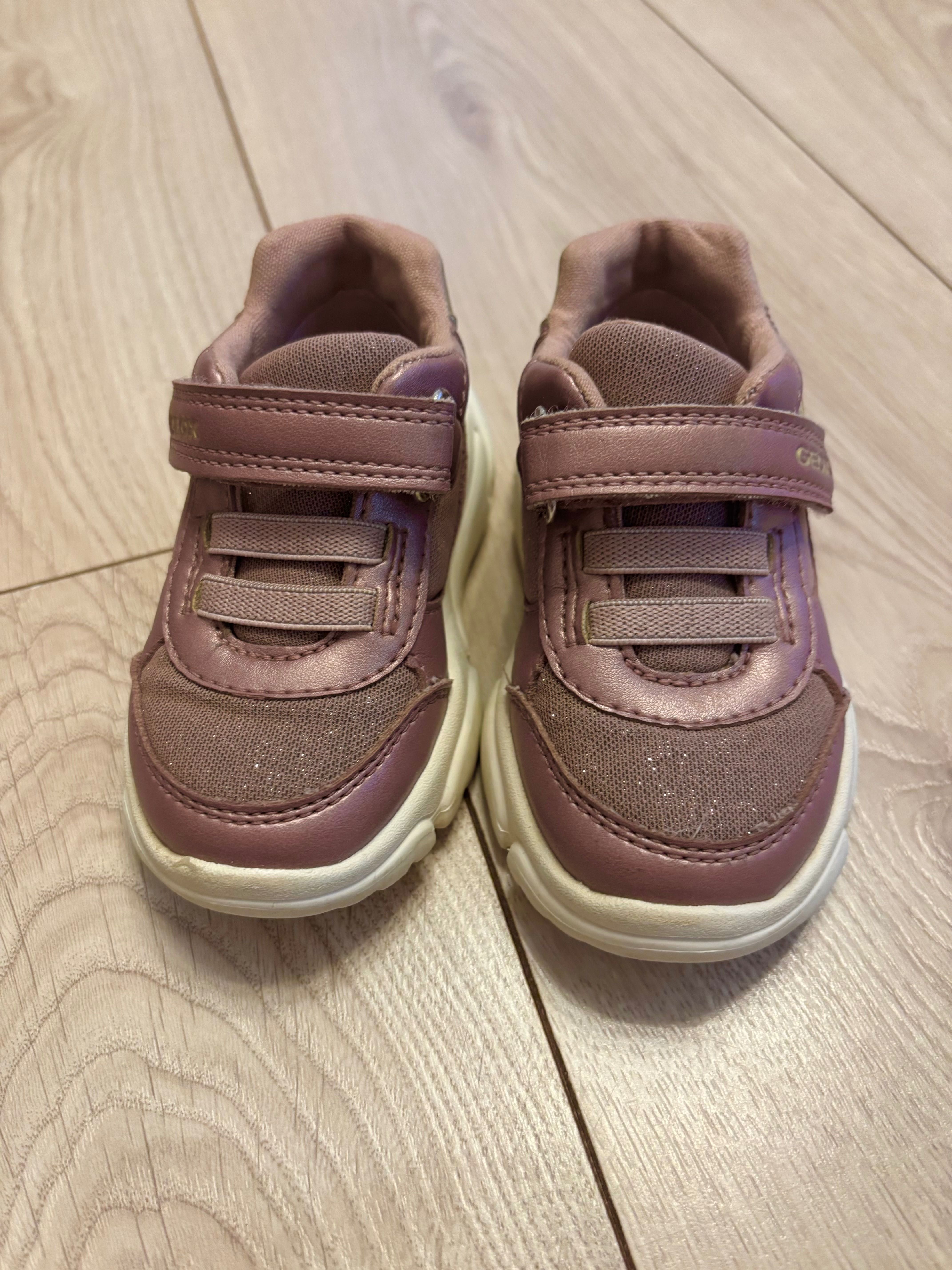 Sneakersy Geox 21