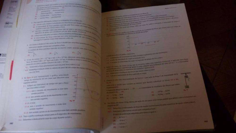 Livro Preparação para o Exame Nacional - Física e Química A