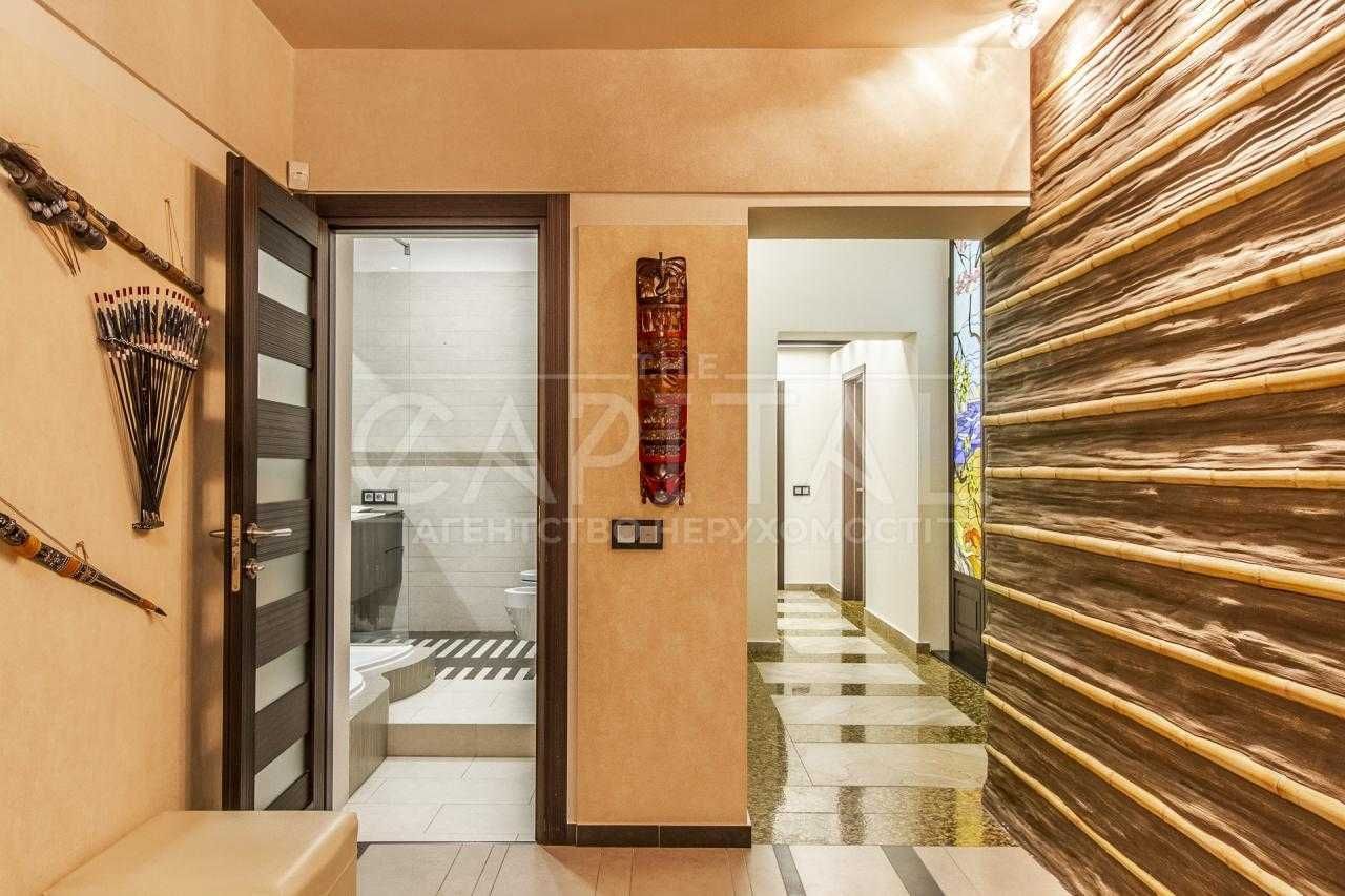 Японський пентхаус 230 м² з каміном, паркінгом і кінотеатром (Поділ)