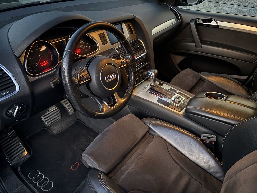 AUDI Q7 LIFT 2011 ROK S LINE XENON 3.0 tdi 300 KM