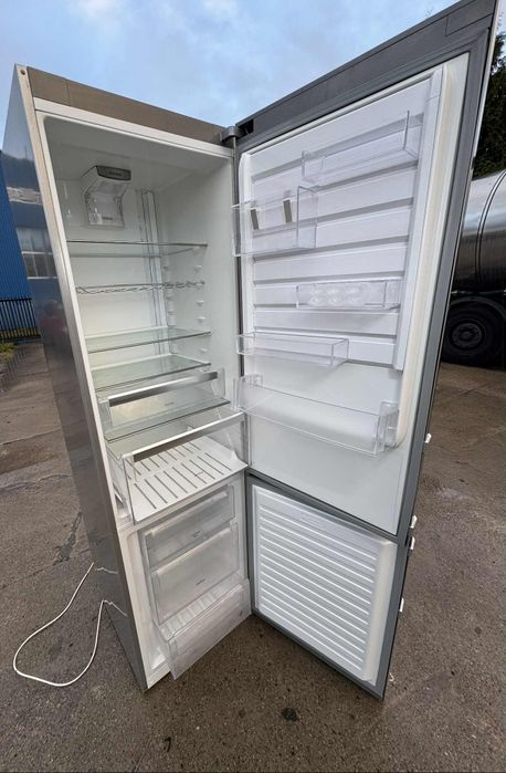 Sprzedam lodówkę Electrolux