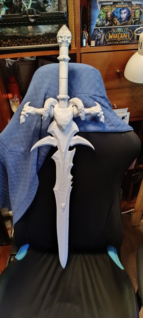 Frostmourne replica com 1 metro