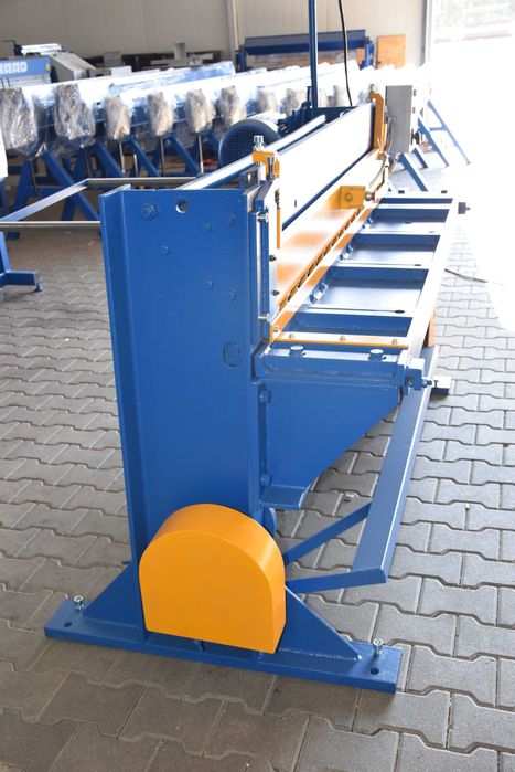 Mechaniczna gilotyna do blachy 1500/1.5 mm