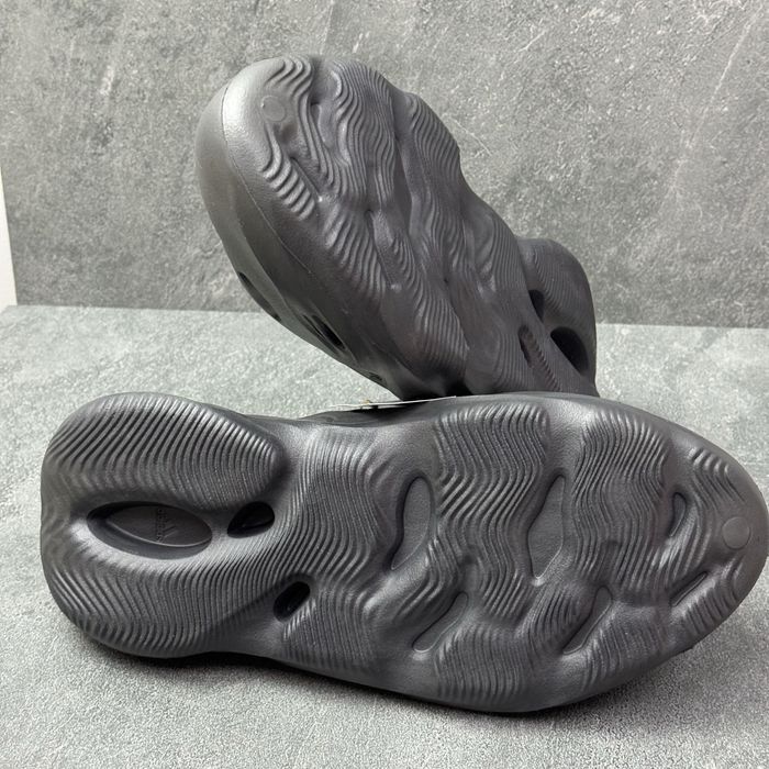 Тапочки слайди шльопанці адідас Adidas Yeezy HP8739 ОРИГІНАЛ 100%