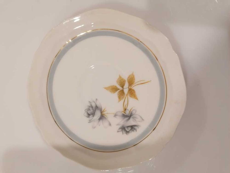 Pires de café em porcelana Coimbra, decoração floral