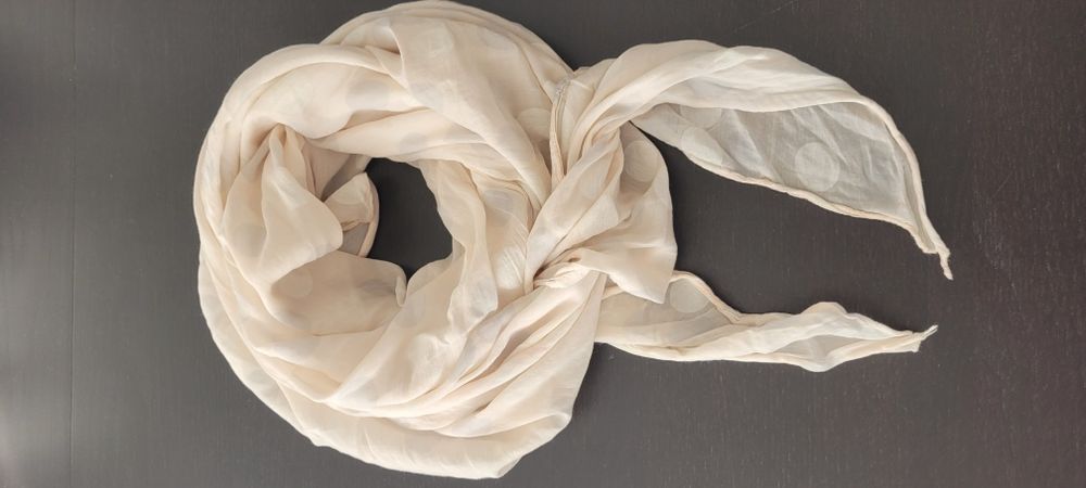 Szal pudrowy róż bawełniany