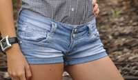 spodenki szorty jeansowe dżinsowe niski stan rozmiar XS/S