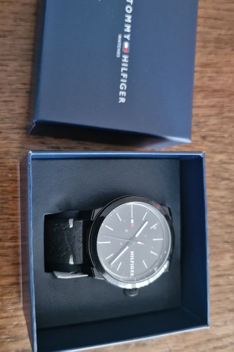 Zegarek  tommy  hilfiger