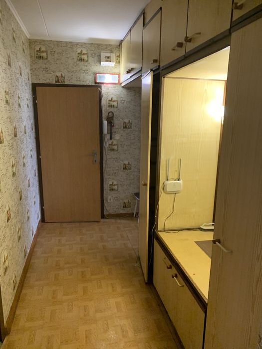 Здається 2 кімнатна квартира на Макулані .