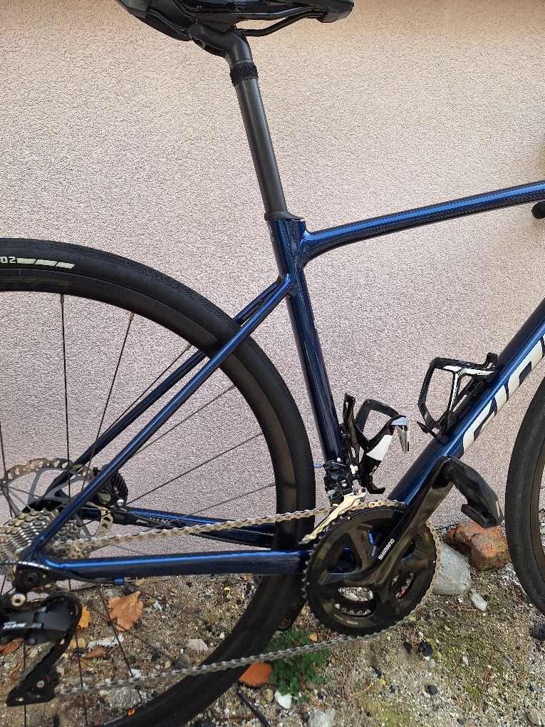 Giant contend ar  105 shimano disc roz.54/ M