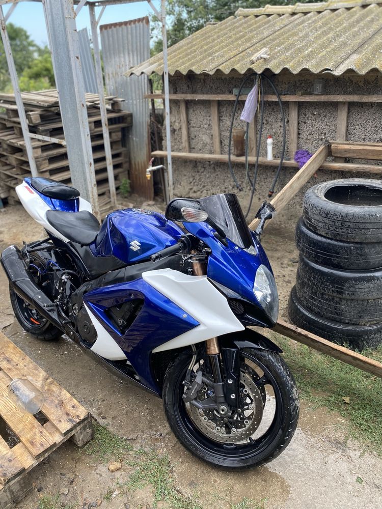 Suzuki GSX-R 1000 k8