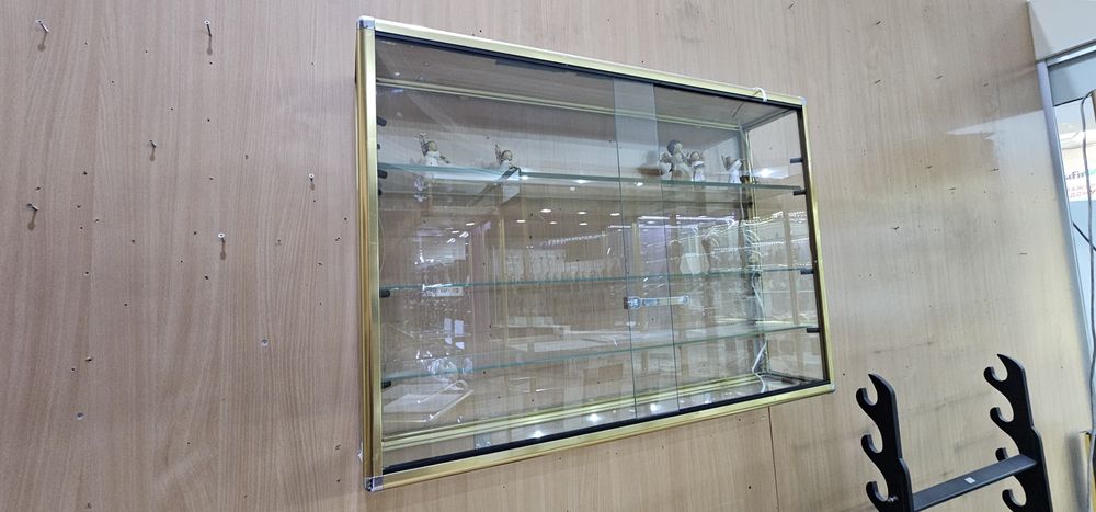 Торгове обладнання, вживане, в робочому стані