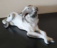 Figurka porcelanowa biały pies chart lata 60. Bogucice, stan idealny