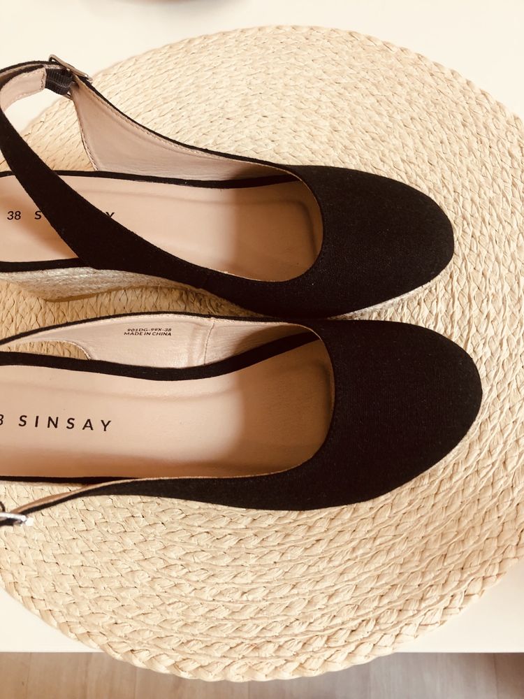 Buty na koturnie Espadryle - czarne - jak nowe / 38