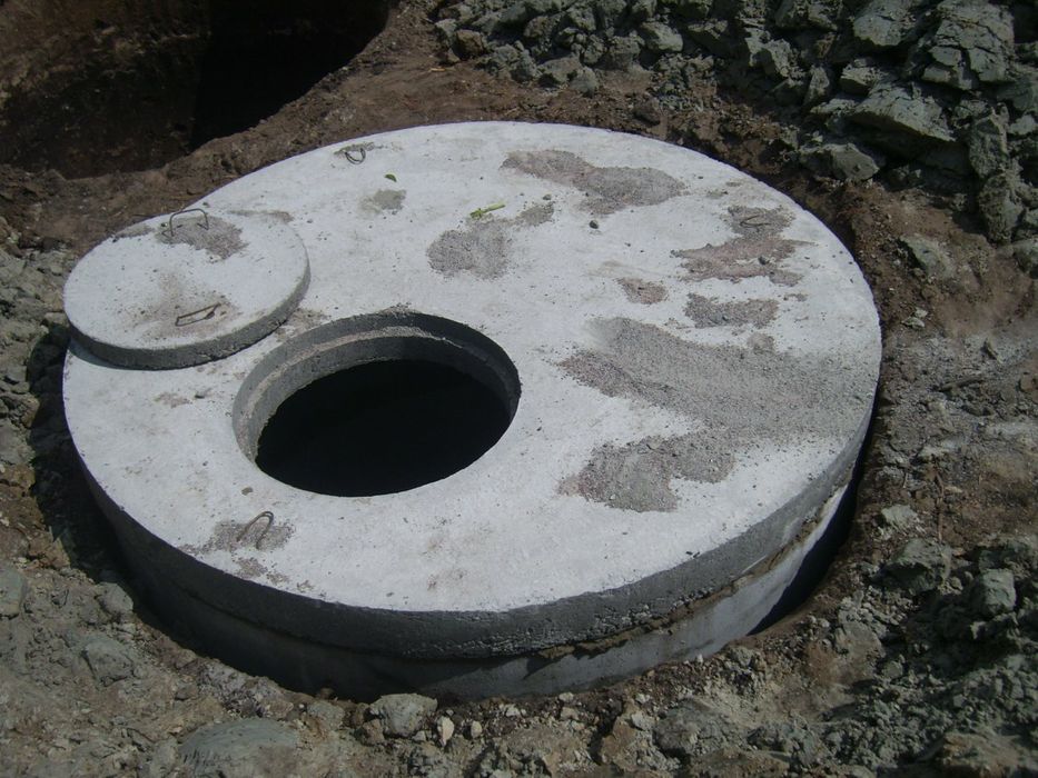 Чистка колодца,углубление колодца,выкопать колодец,канализации, септик