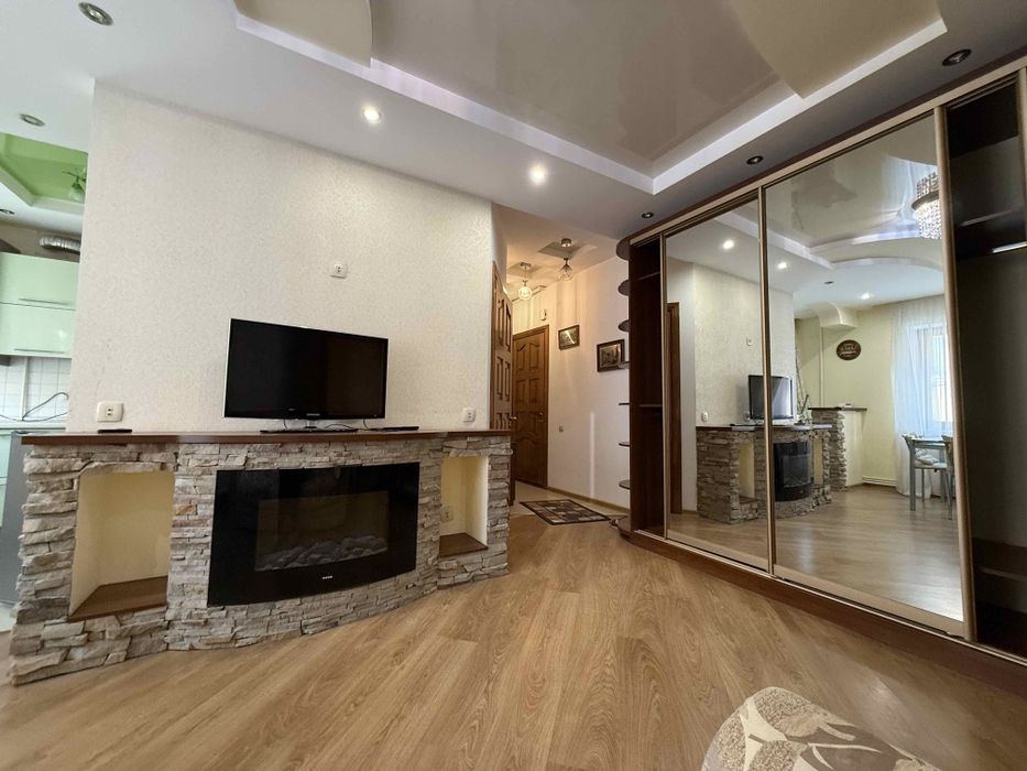 Здаю 2 кім Центр і/о поблизу озера