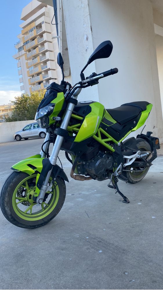 Benelli tnt 125