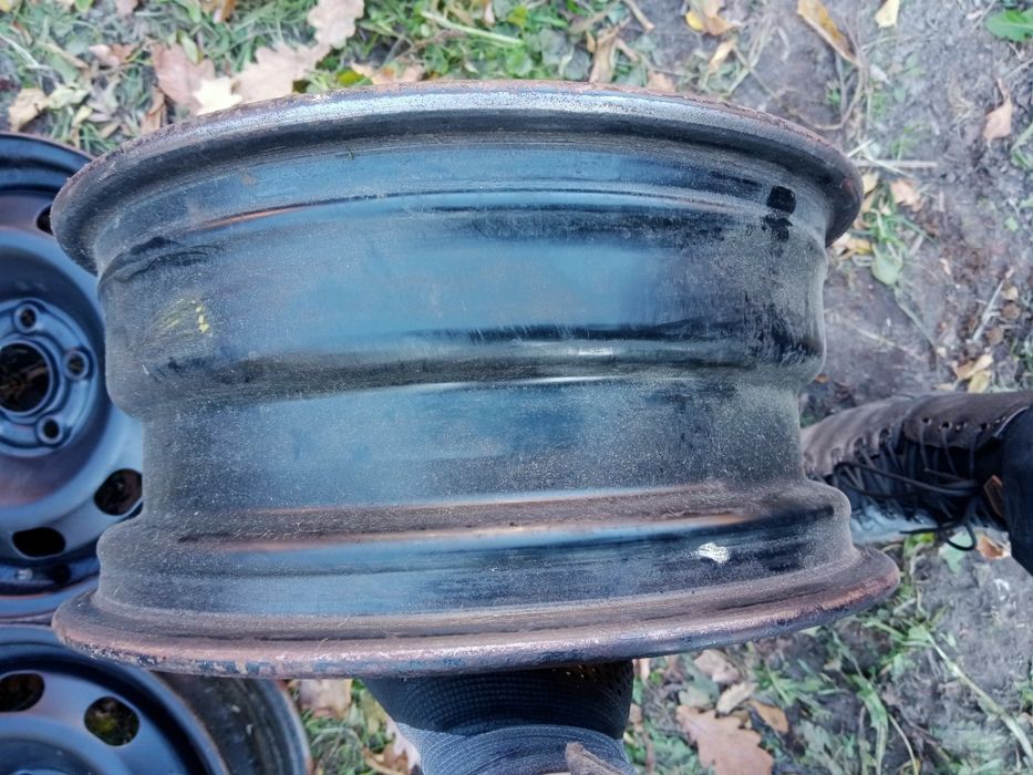 5/100 r14 et38 Skoda Volkswagen Металеві Диски