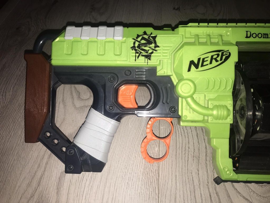 Pistolet NERF ZombieStrike