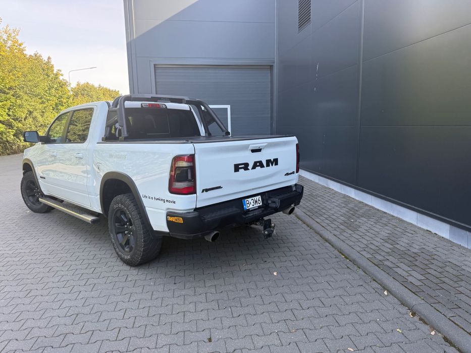Ram Rebel 2022 bezwypadkowy Kanada 4x4 roleta