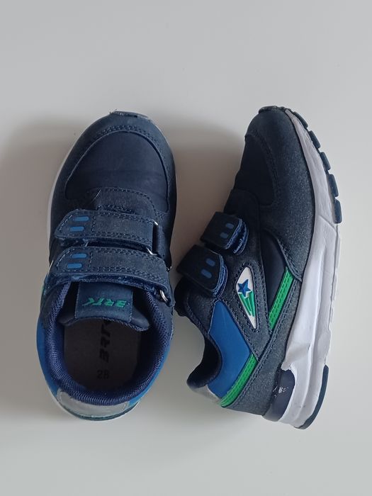 Buty sportowe Bartek 28