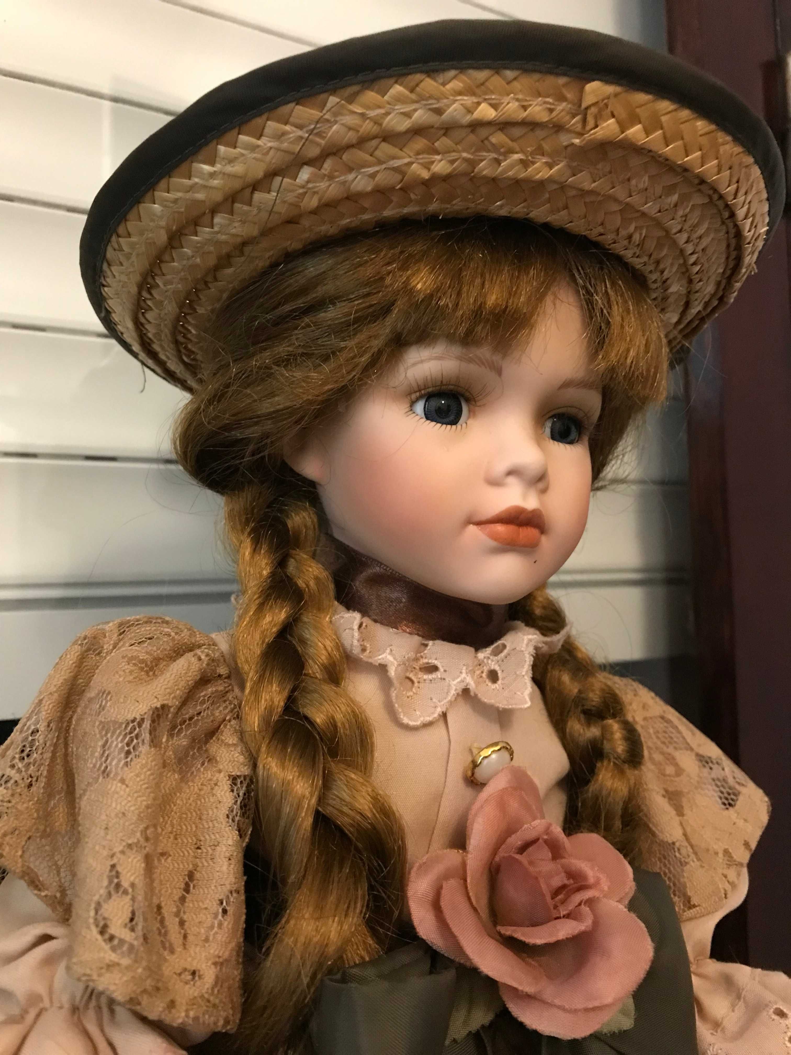 Boneca de porcelana
