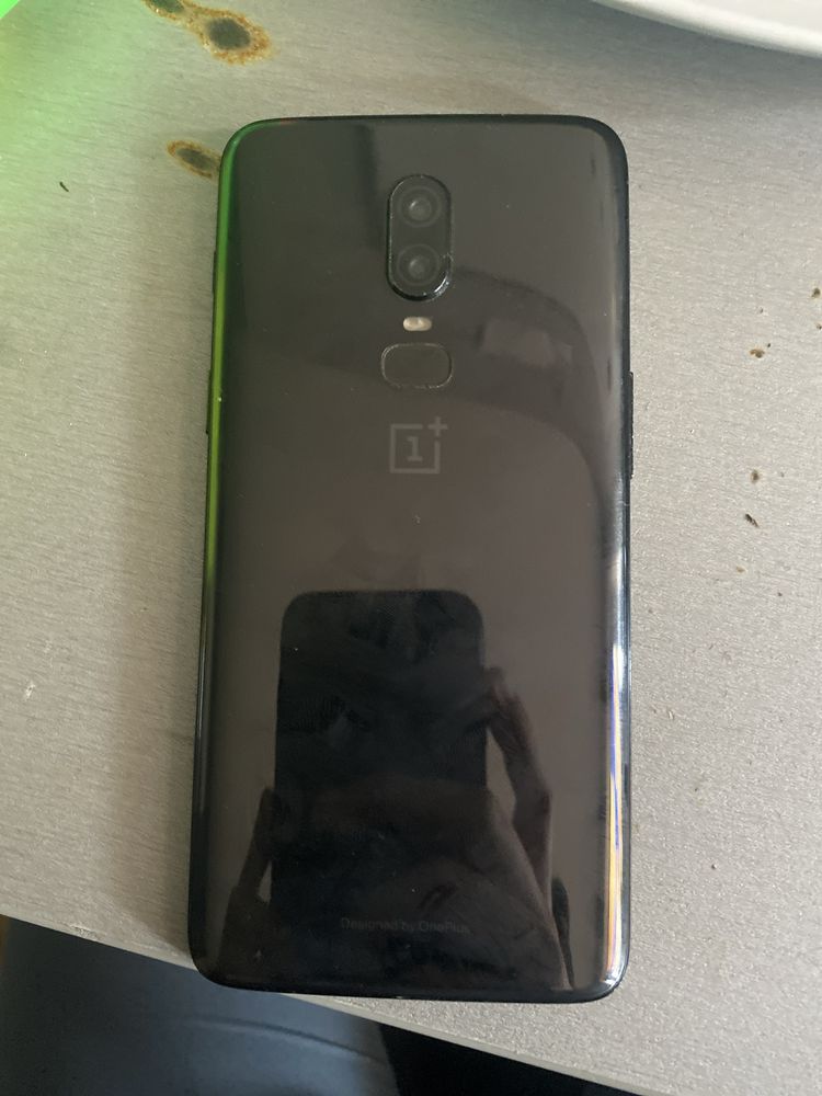 oneplus 6 6/64 GB uszkodzony?