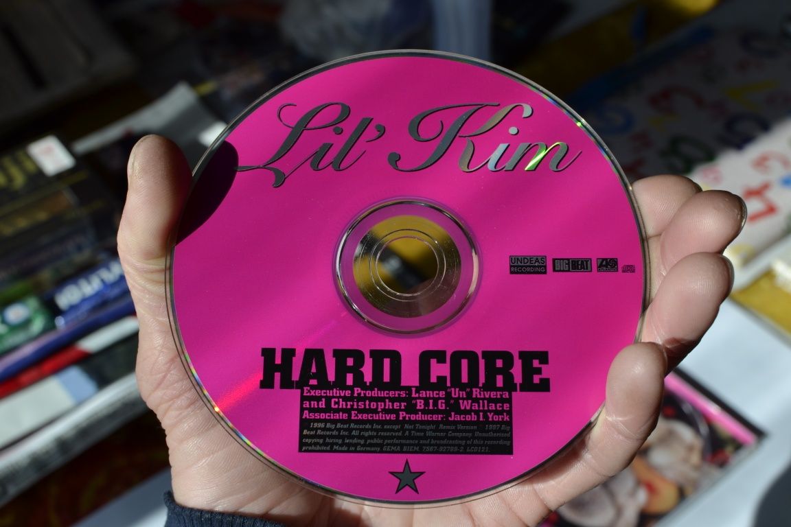 Lil' Kim "Hard core"