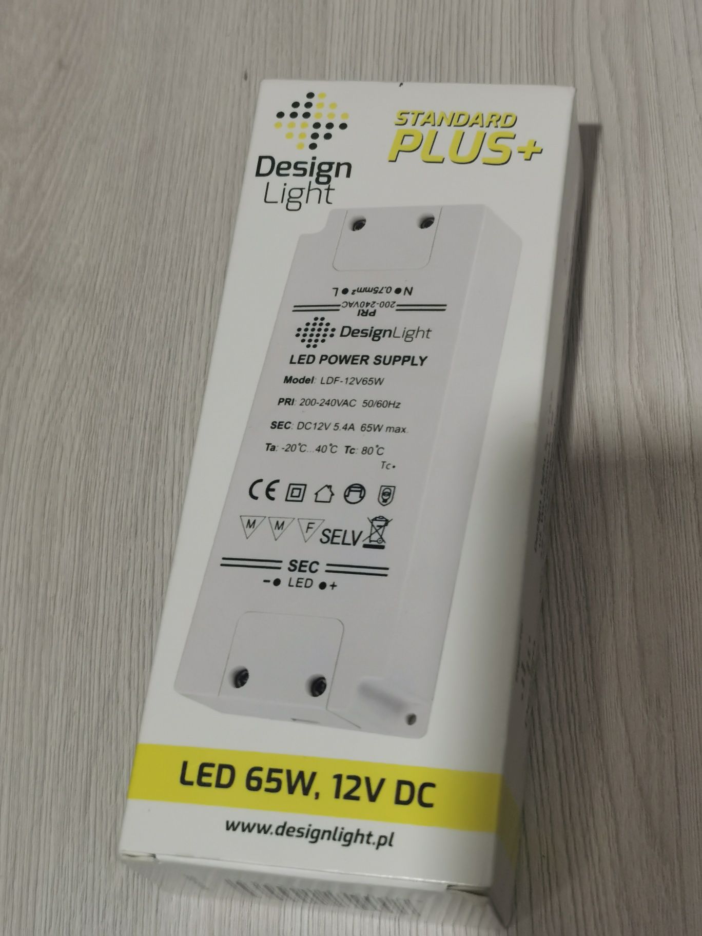 Zasilacz do LED STANDARD PLUS o mocy 65W.