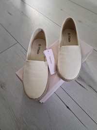 Kremowe espadryle DeeZee 38