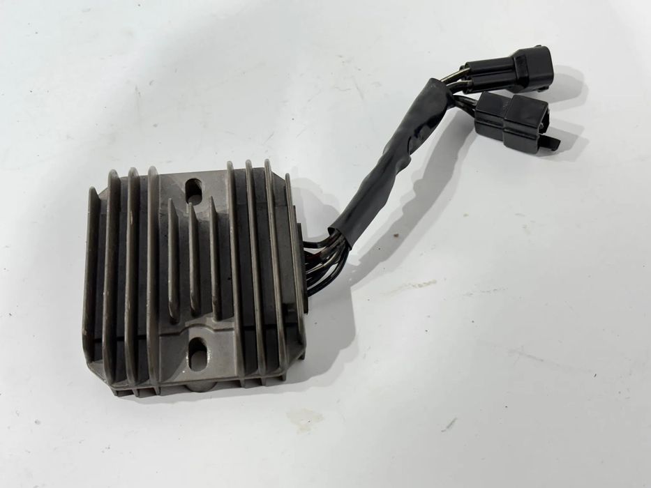 Regulator napięcia Suzuki SV 650 03-09r.