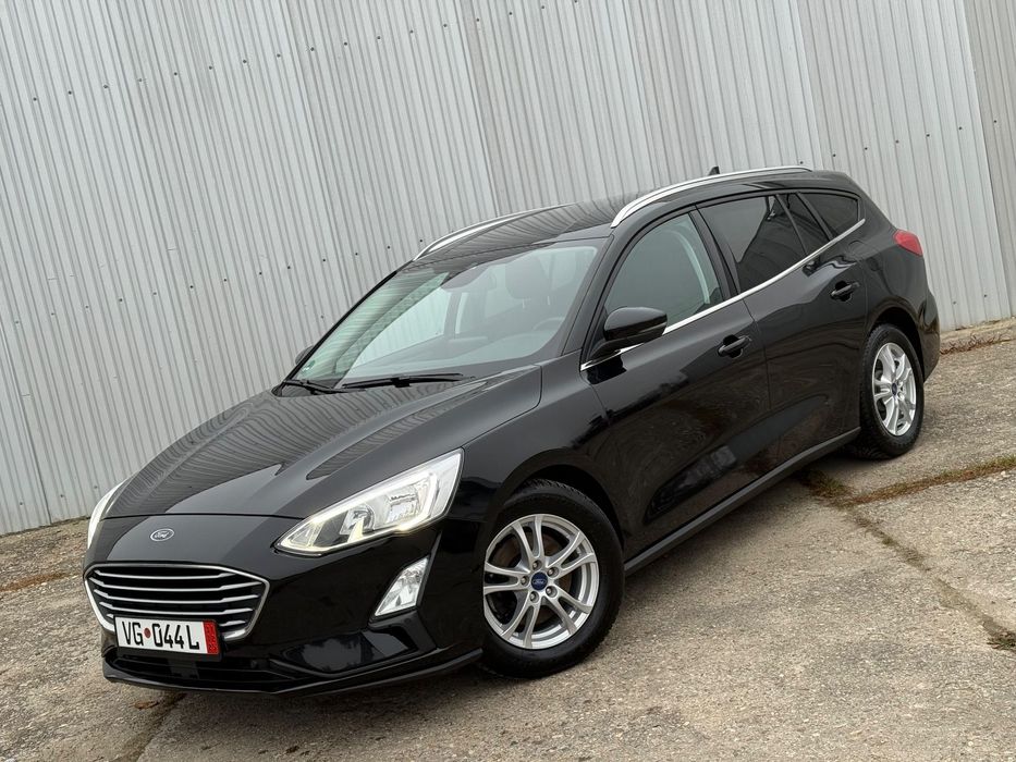 Ford Focus Ford Focus kombi mod 19r 1.5 LED NAWI REWELACJA