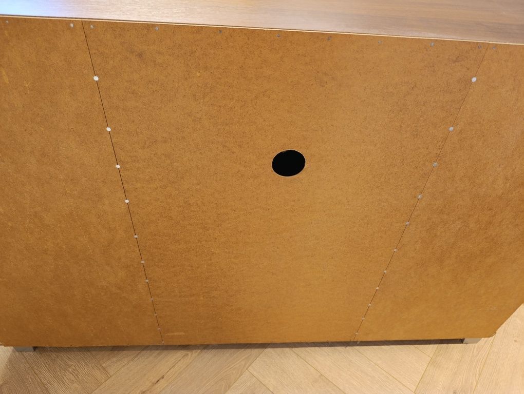 Komoda + 2 szafki nocne